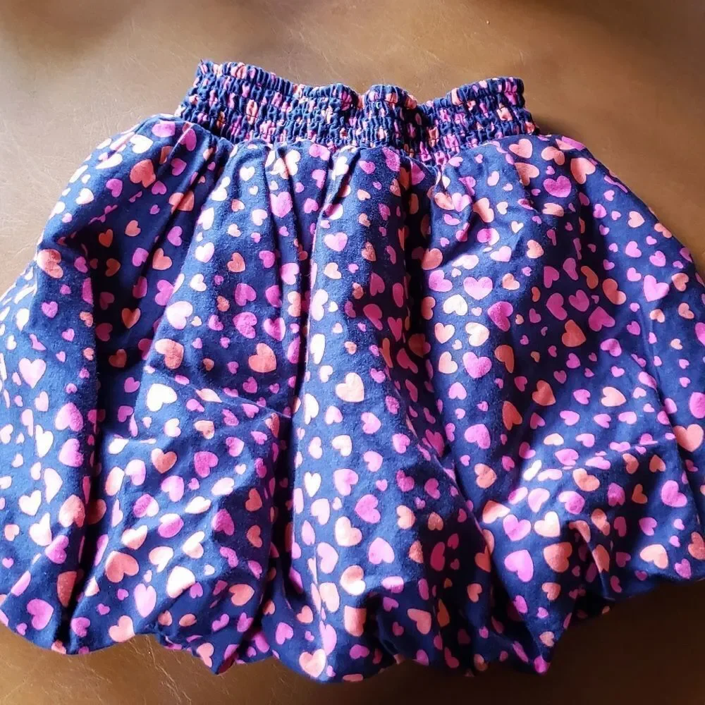 EUC The Children's Place Poofy Heart Skirt Sz 4/5